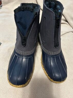 NWOT LL Bean zip front Bean Boots
